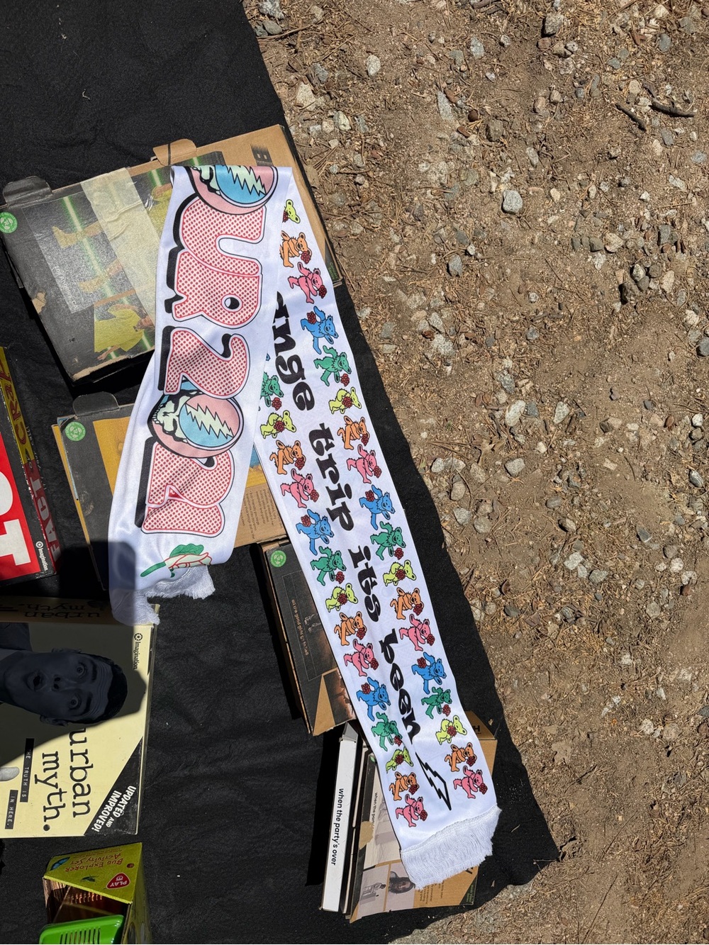 Grateful Dead Kids White 'Grateful Trip' Scarf with Multicolor Dancing Bears